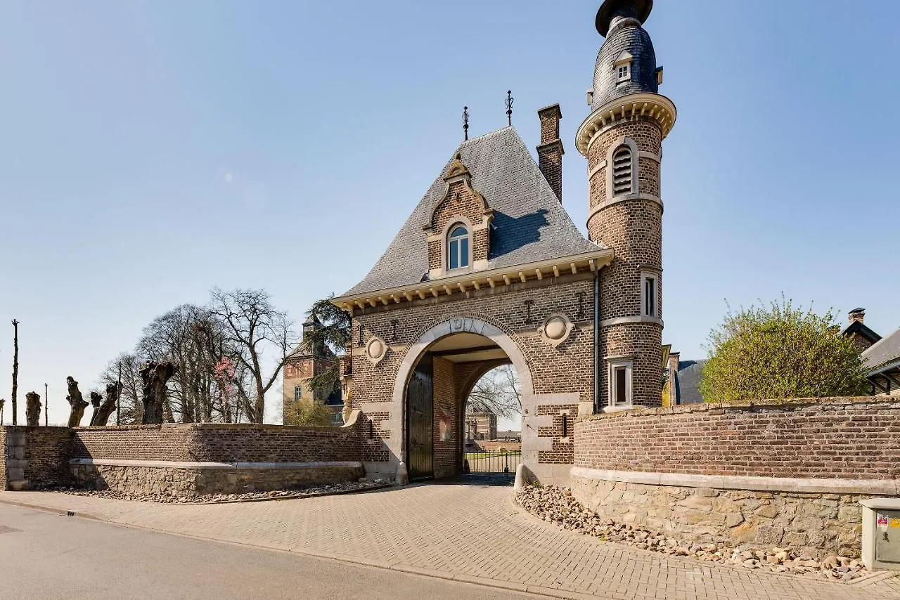 Poortgebouw Kasteel Borgharen - Maastricht contacts